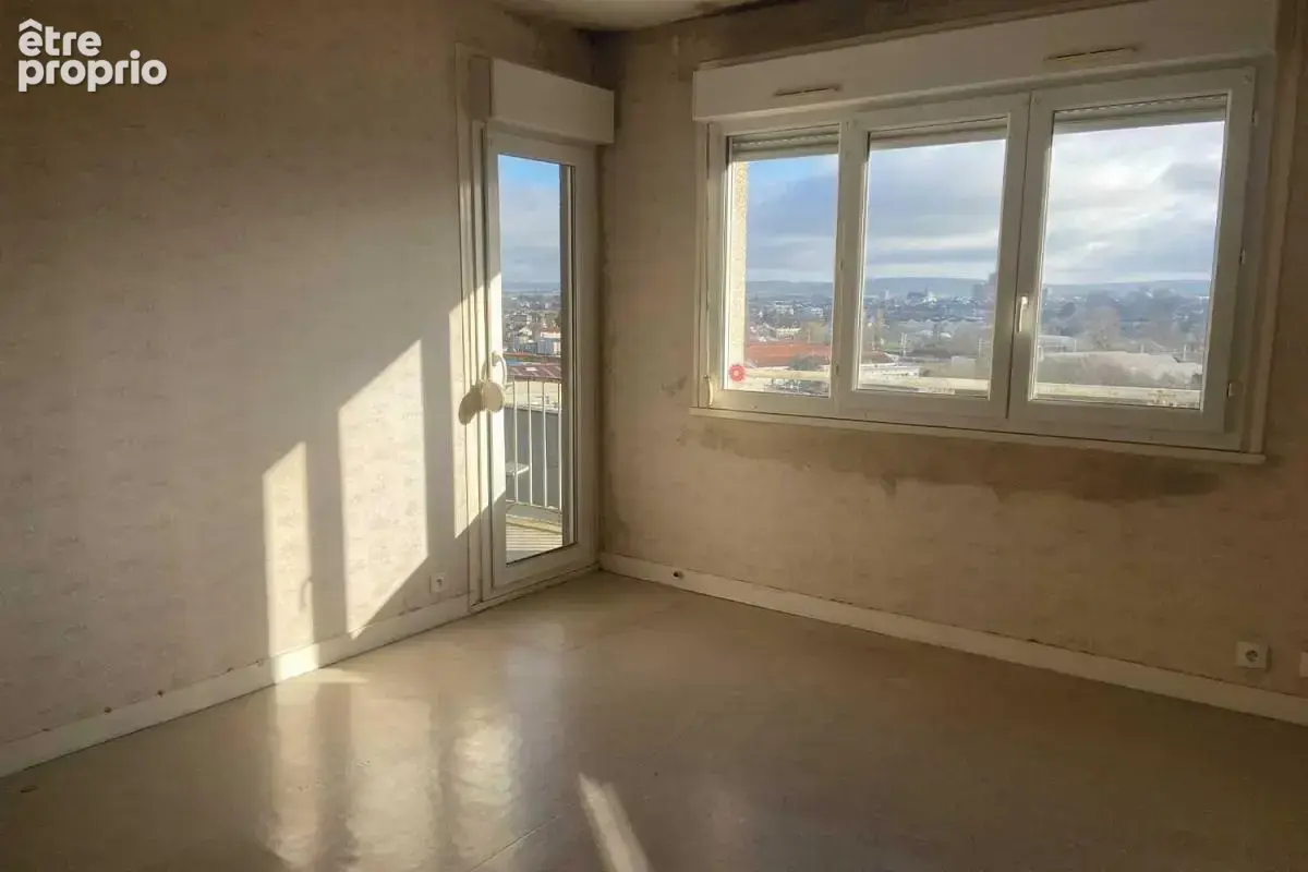 Appartement à PARON