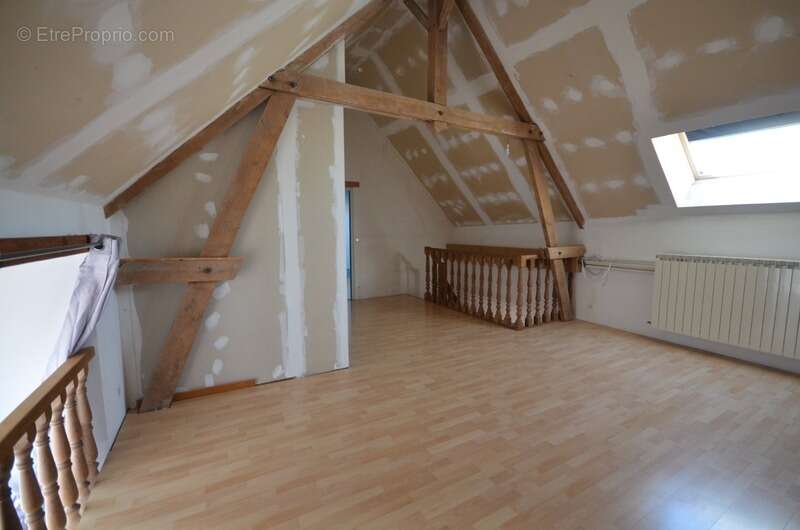 Maison à MONTMIRAIL