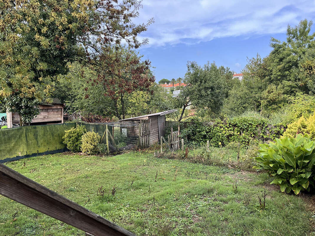 Maison à SAINT-CHRISTOPHE-DU-LIGNERON