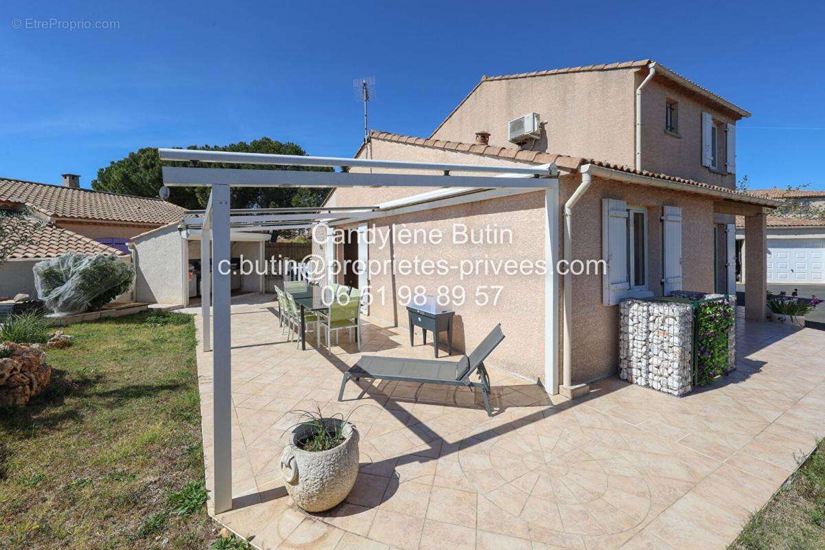 Villa T5 avec piscine et espace détente ,120 m² habitables - photo 4