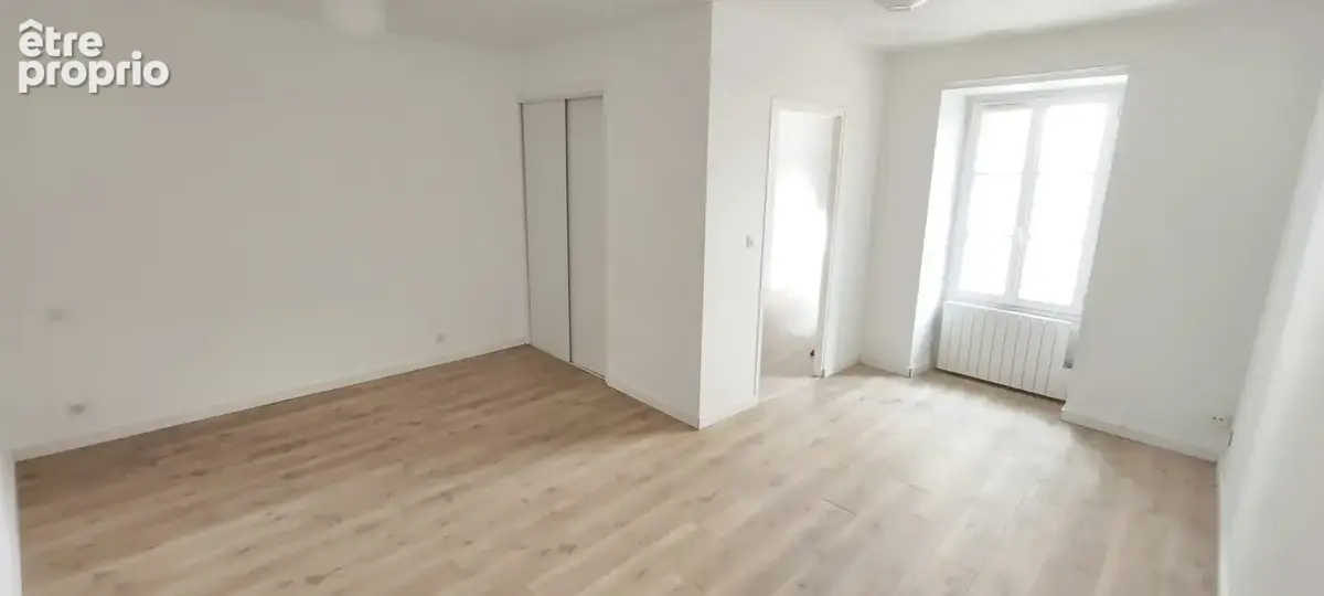 Appartement 1 pièce 33 m² à vendre à Nantes (44000) - photo 2
