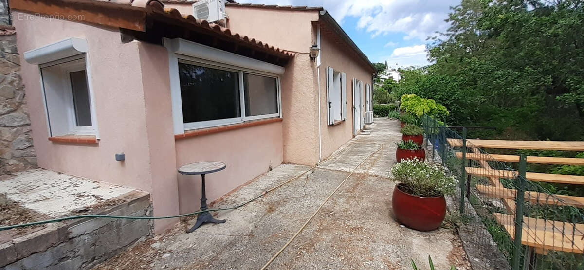 Maison à FLASSANS-SUR-ISSOLE