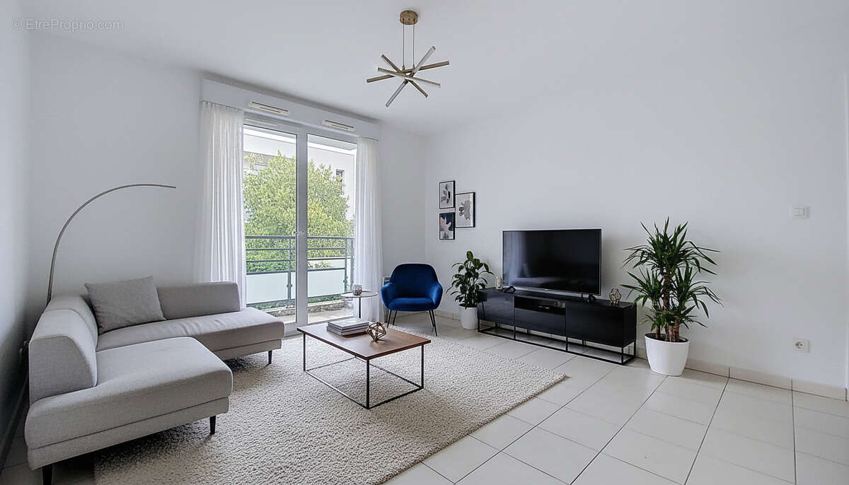Appartement à LYON-8E