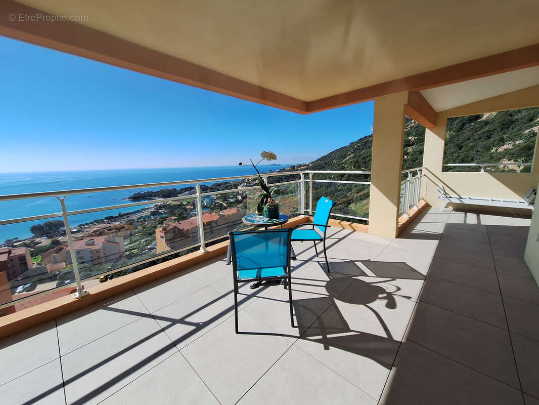Ajaccio Sanguinaires magnifique duplex récent de 180 m2 avec vue panoramique - photo 4