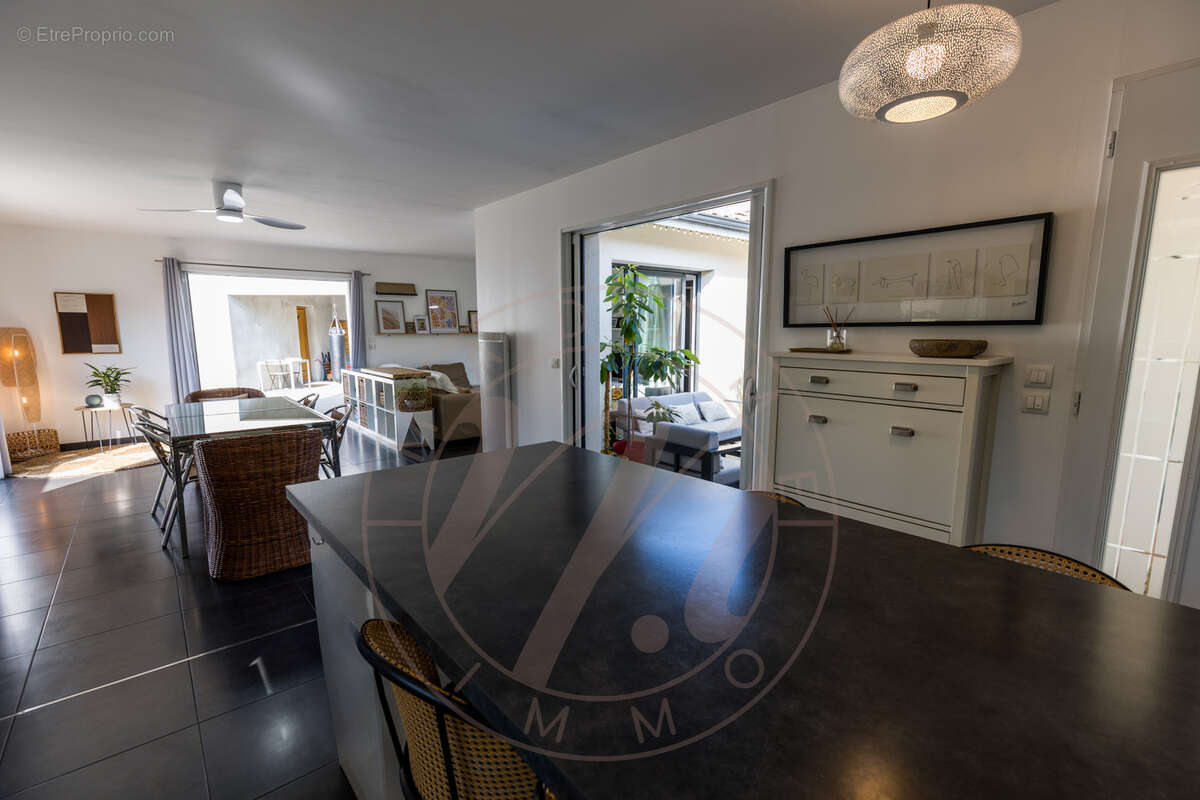Maison contemporaine avec patio   Un véritable cocon de sérénité à Saint-Pierre-du-Mont - photo 10