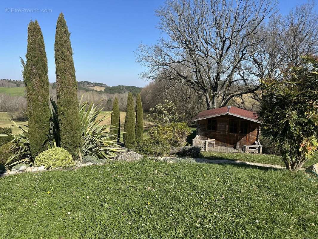 Maison à MONCLAR-DE-QUERCY