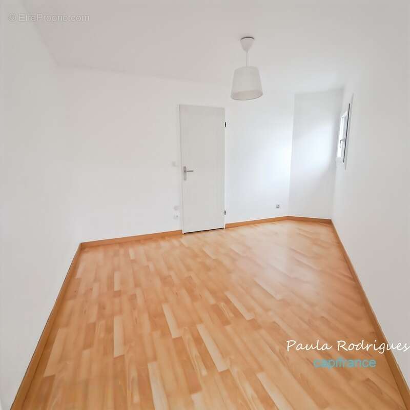 Appartement à PLAISIR