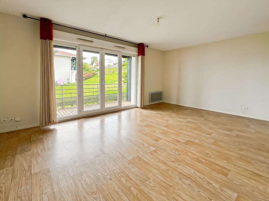 Appartement à CAMBO-LES-BAINS