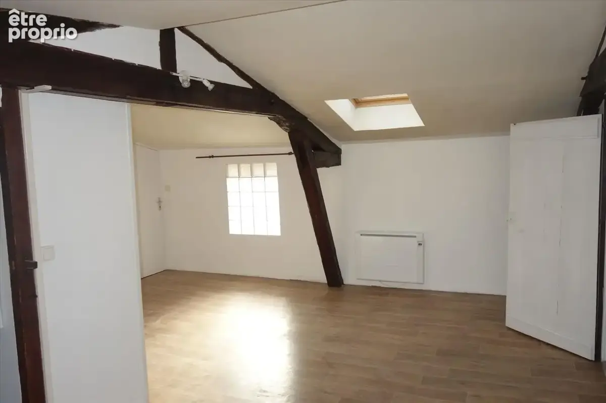 Appartement 252 m² à Realmont  - photo 5