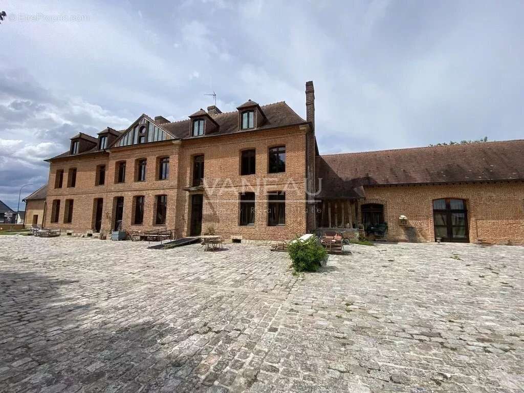 Maison à CHATELLERAULT