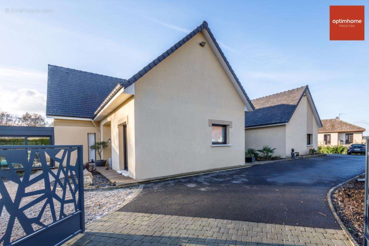 Magnifique maison contemporaine de 300 m² avec piscine intérieure et 5 chambres - photo 42