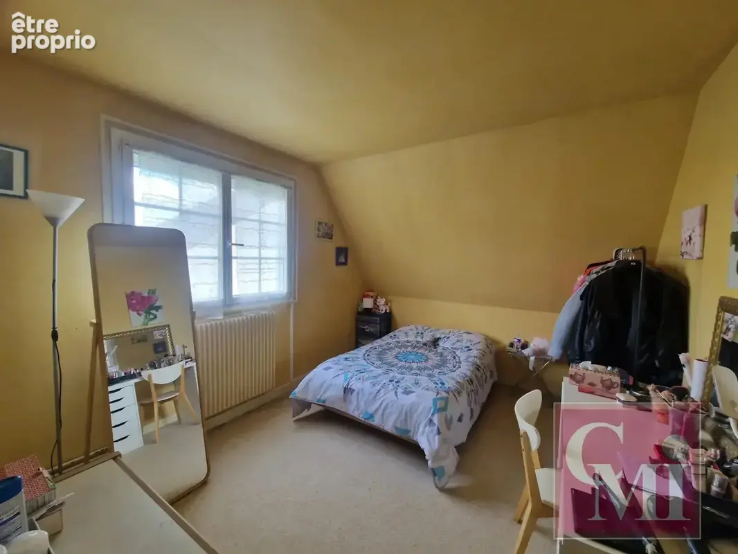 Jolie maison avec vu dégagée (4 chambres) et 385m2 de terrai - photo 11