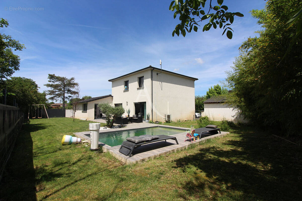 Maison à LABASTIDE-SAINT-PIERRE