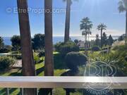 Appartement à VALLAURIS