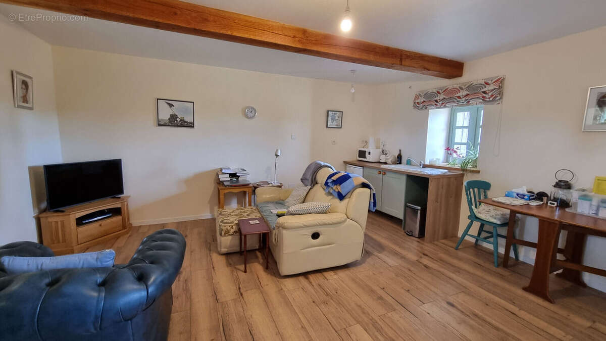 Maison à SAINT-MARTIN-DES-PRES