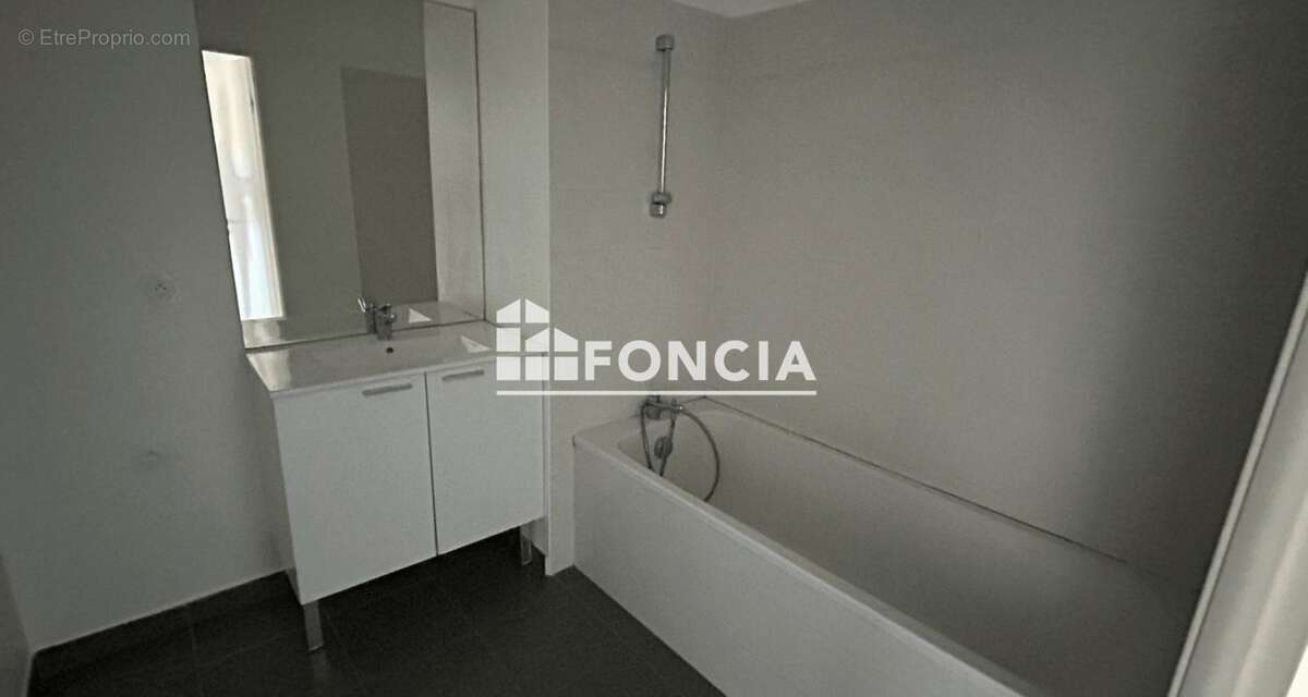 Appartement à MARSEILLE-14E