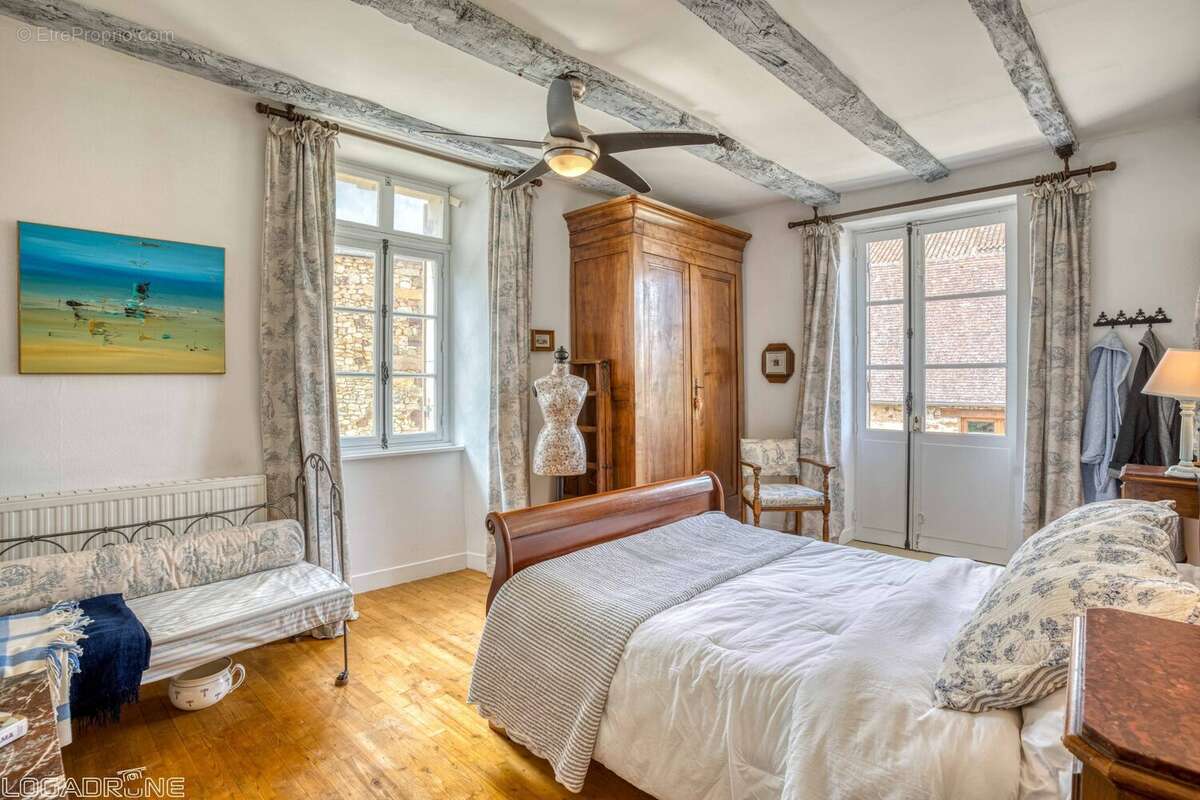 Maison à SALLES-DE-BELVES