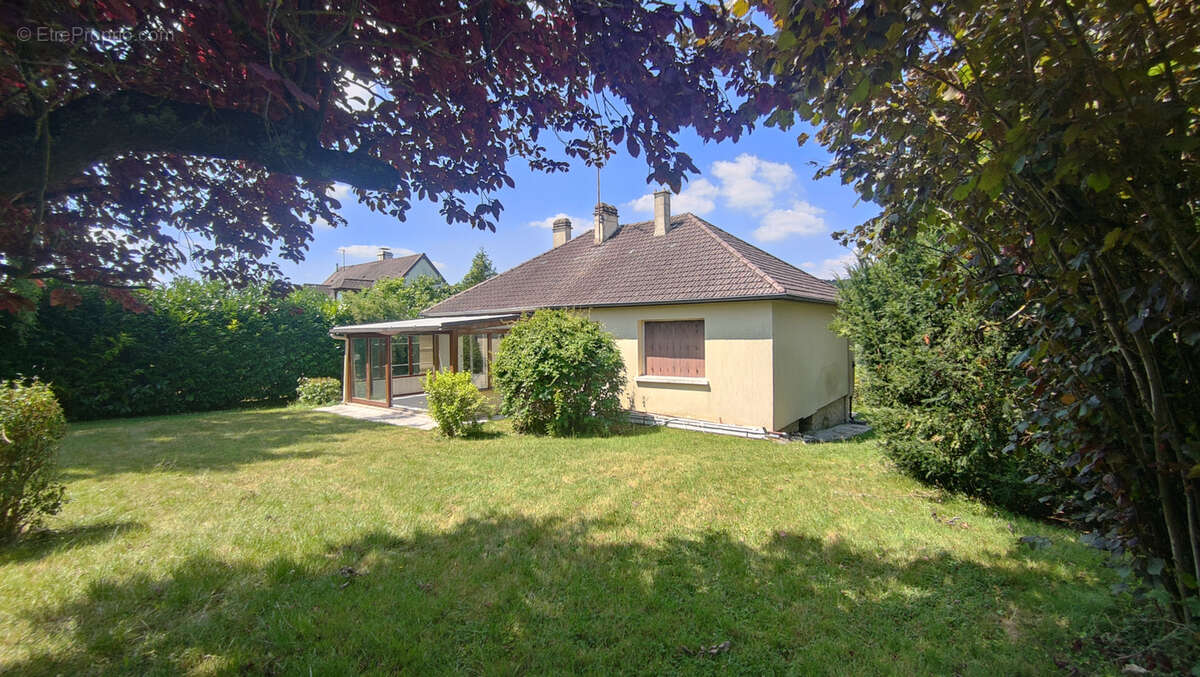 Maison à BEAUVAIS