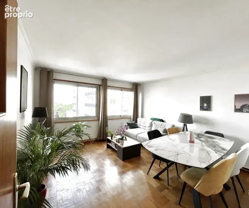 Appartement à LE RAINCY