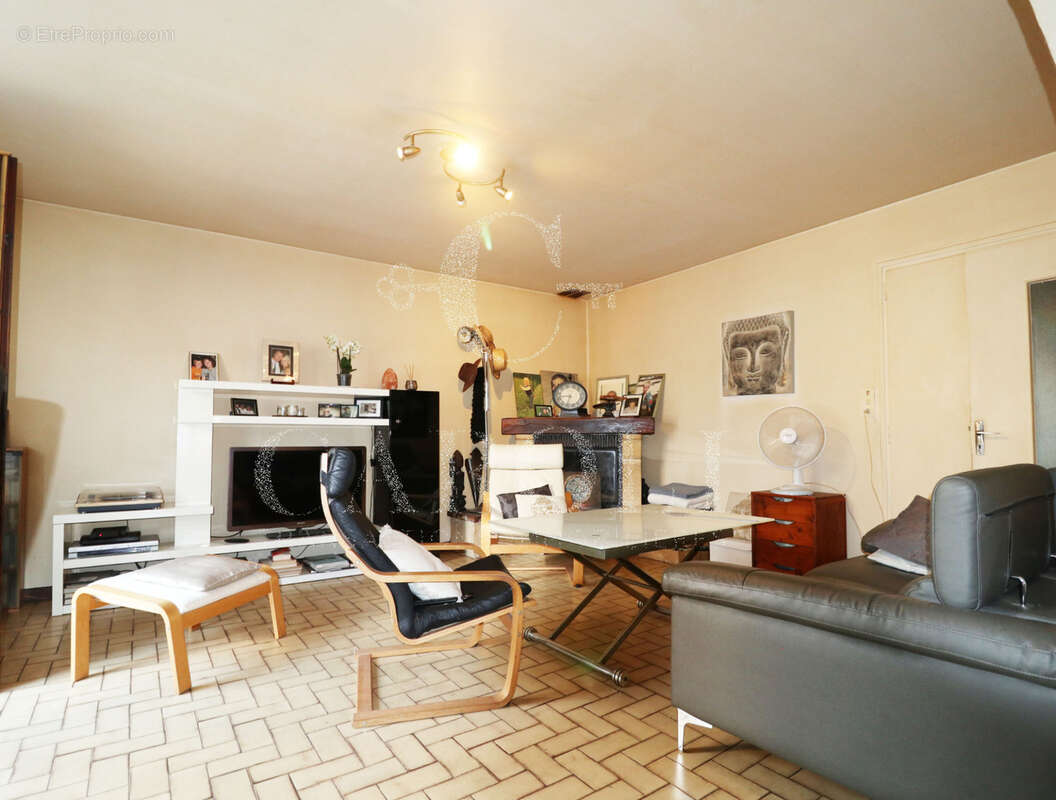 Maison à ALLONZIER-LA-CAILLE