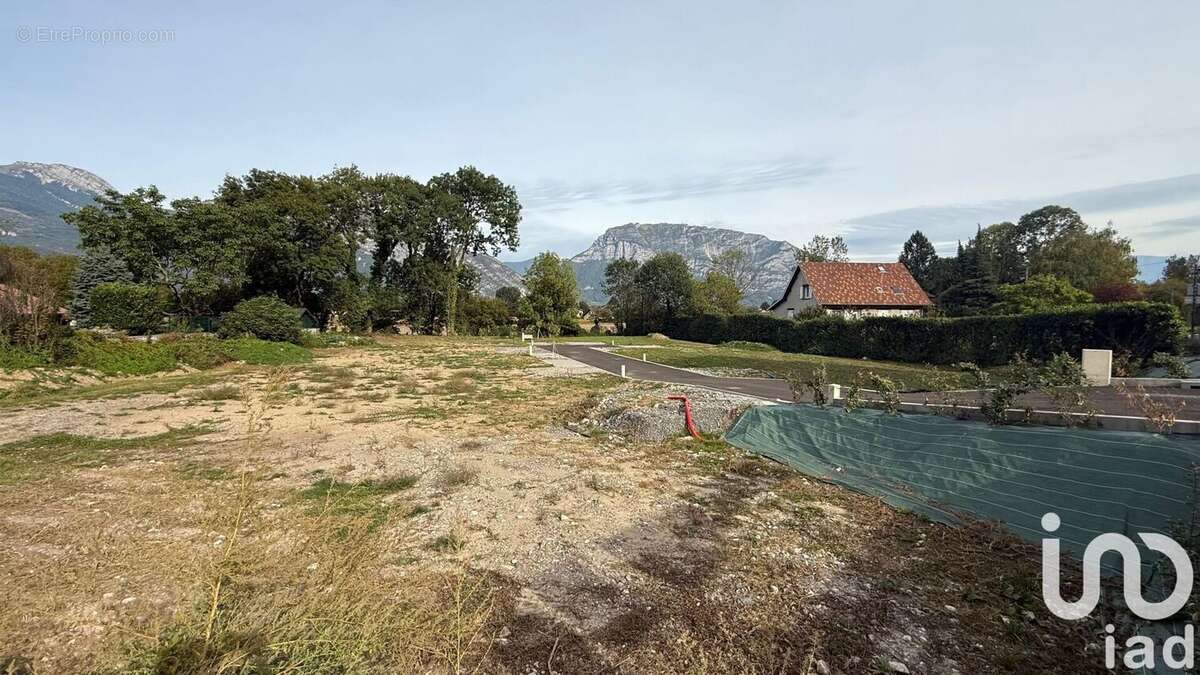 Terrain 400 m² à Noyarey  - photo 8