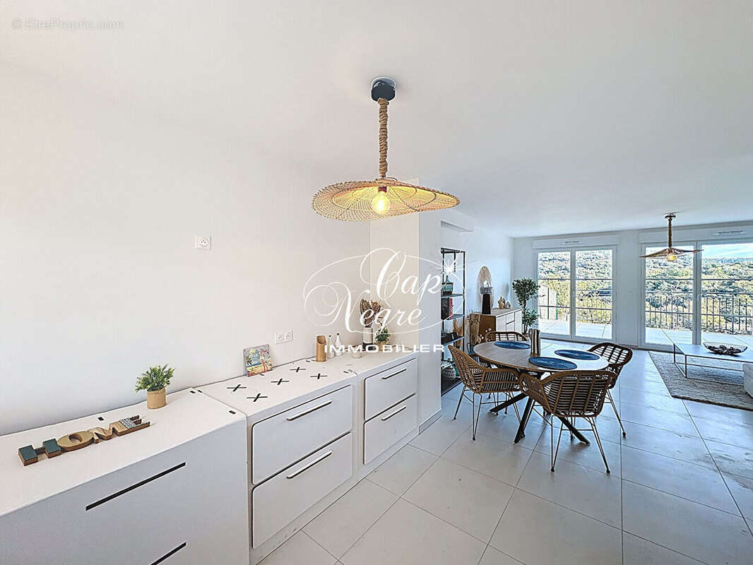 Maison à LA GARDE-FREINET