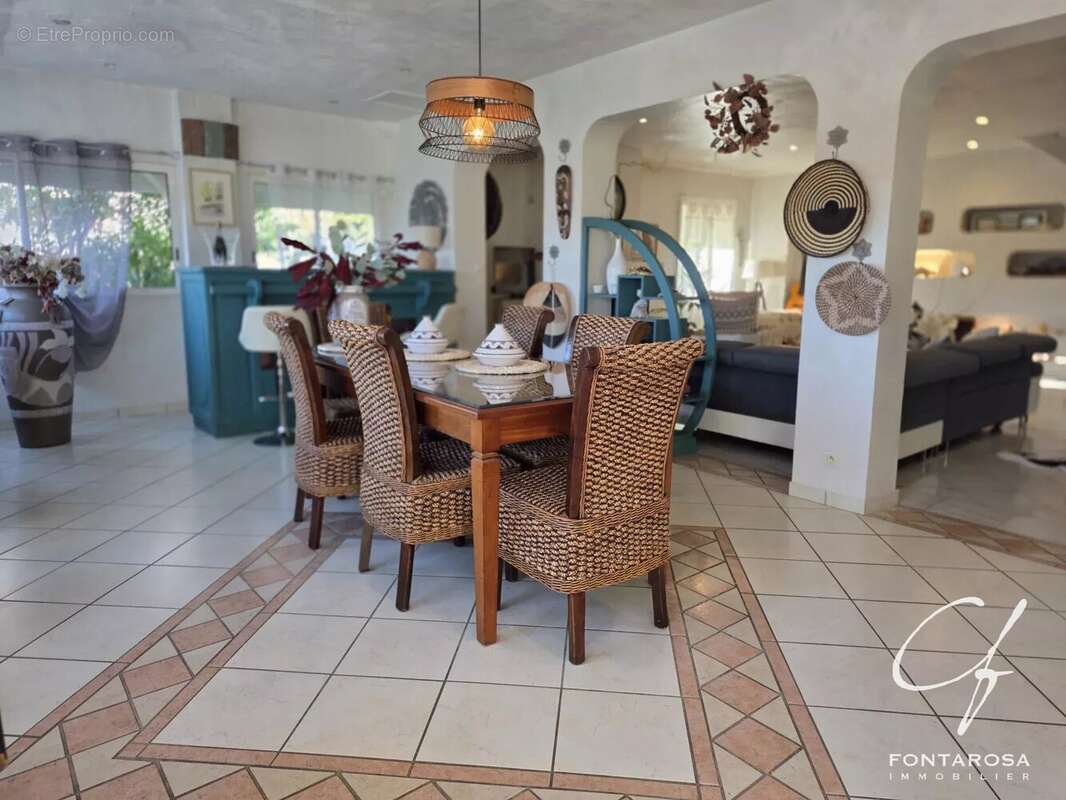 Maison à SAINT-RAPHAEL