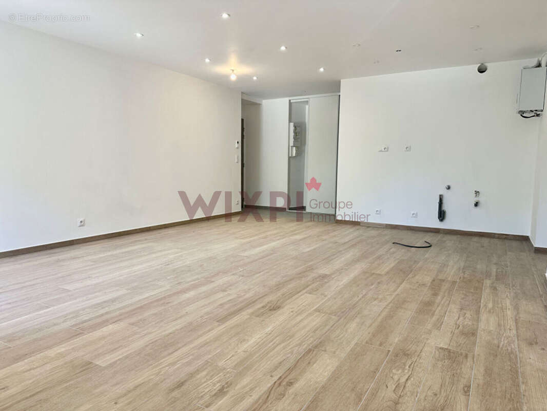 Appartement à SALINS-LES-THERMES