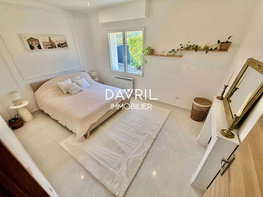 Maison à CONFLANS-SAINTE-HONORINE