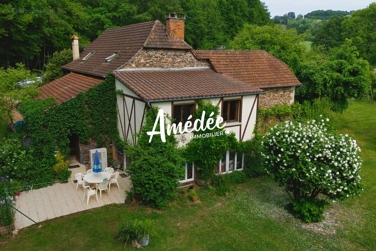 Maison à SAINT-MAURICE-EN-QUERCY