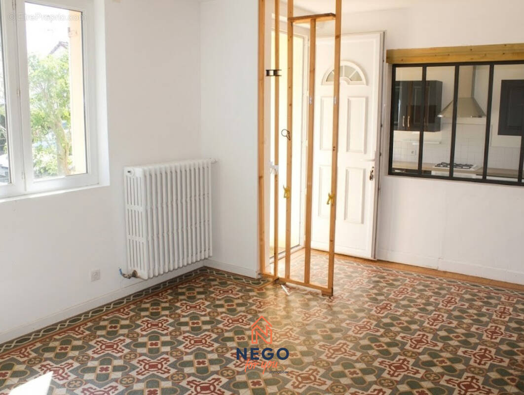 Maison à AVRILLE