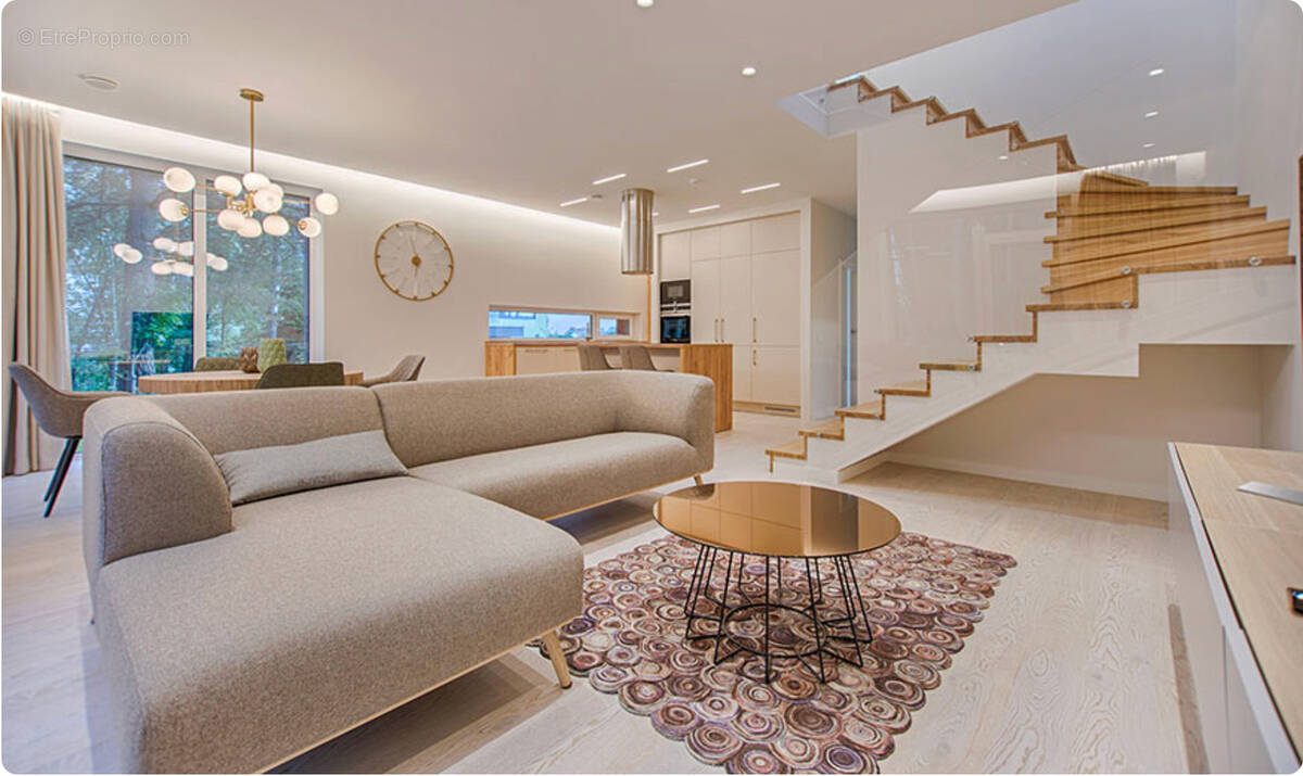 Appartement à POISSY