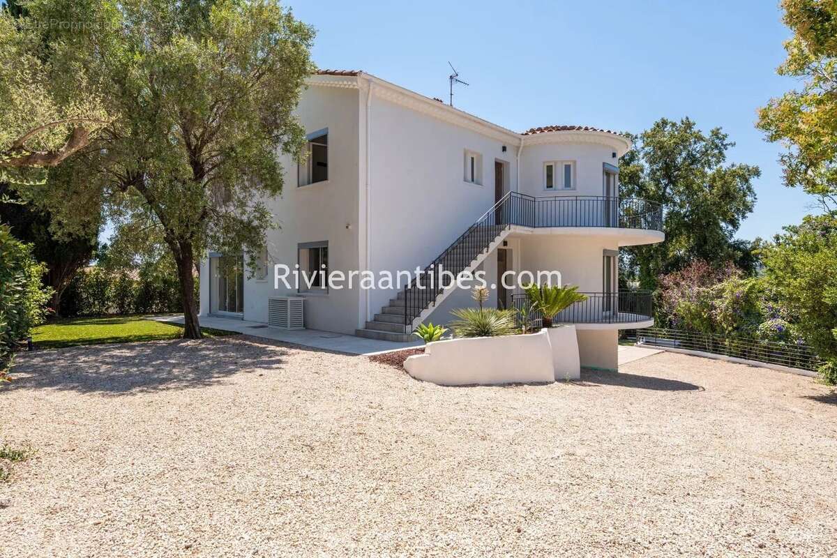Maison à ANTIBES