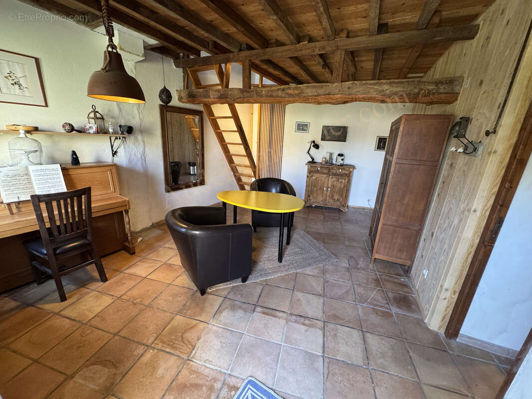 Maison à SAINT-HILAIRE