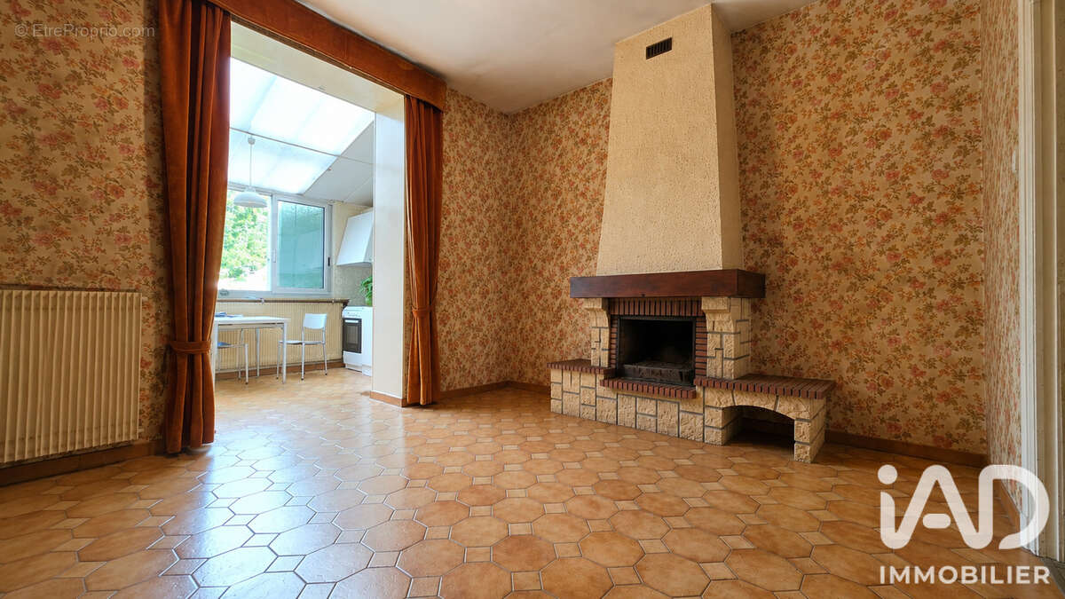 Photo 2 - Maison à CHARLEVILLE-MEZIERES
