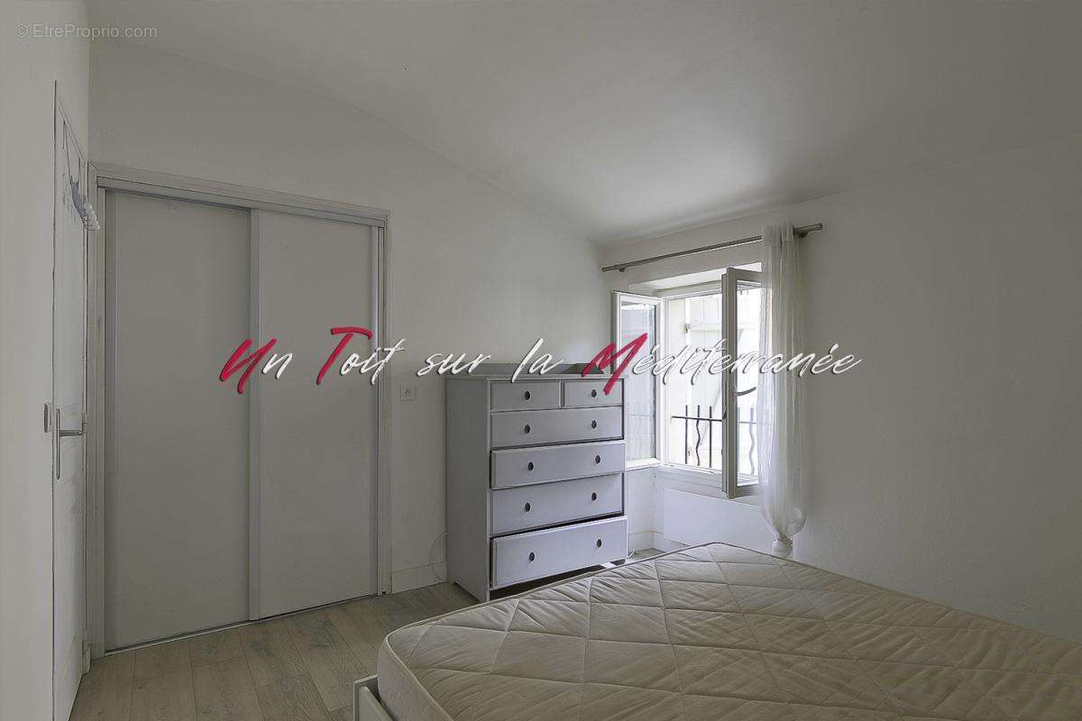 Appartement à BORMES-LES-MIMOSAS