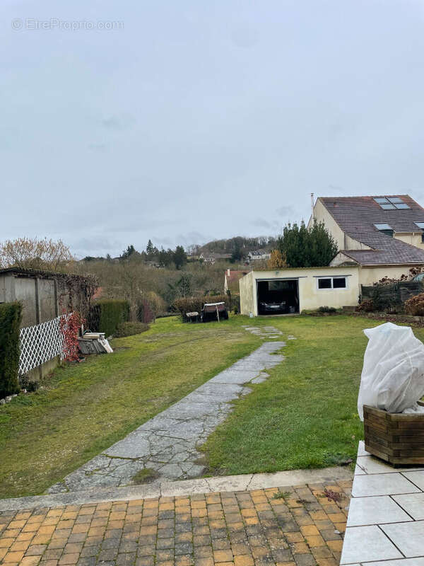 Maison à BONNIERES-SUR-SEINE