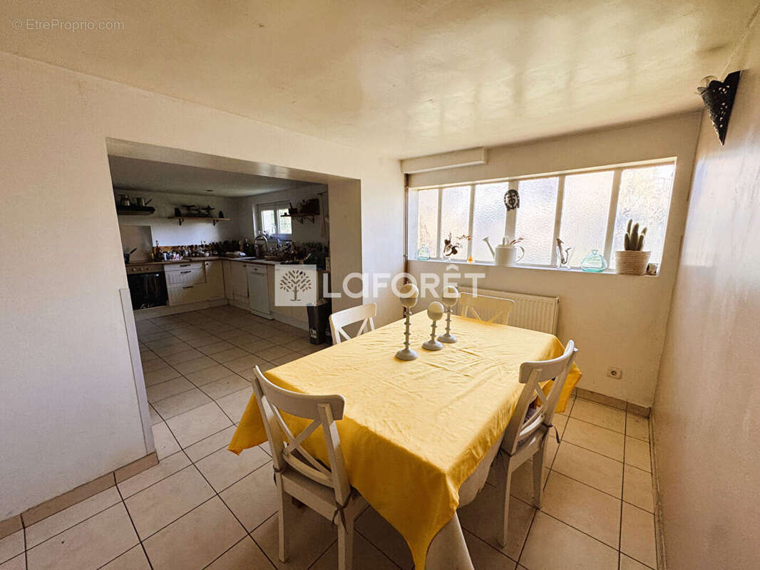 Maison à SAINT-MAXIMIN-LA-SAINTE-BAUME