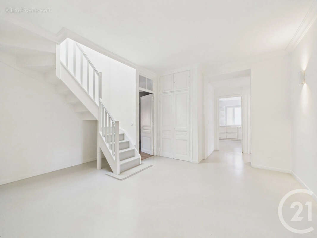 Appartement 179 m² à Nice  - photo 11