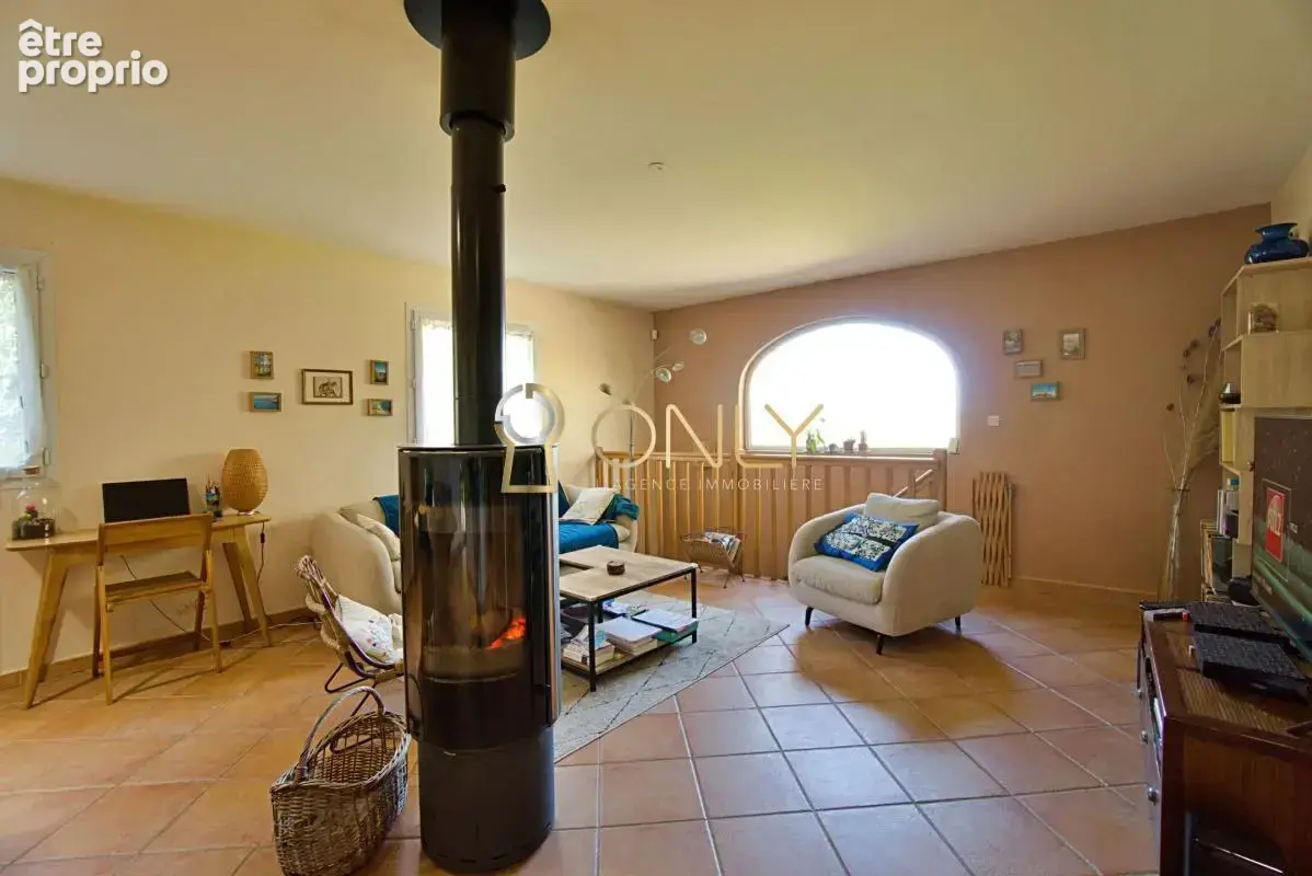 Parcieux - Maison individuelle - 184 m² habitables - 4 chambres - photo 13
