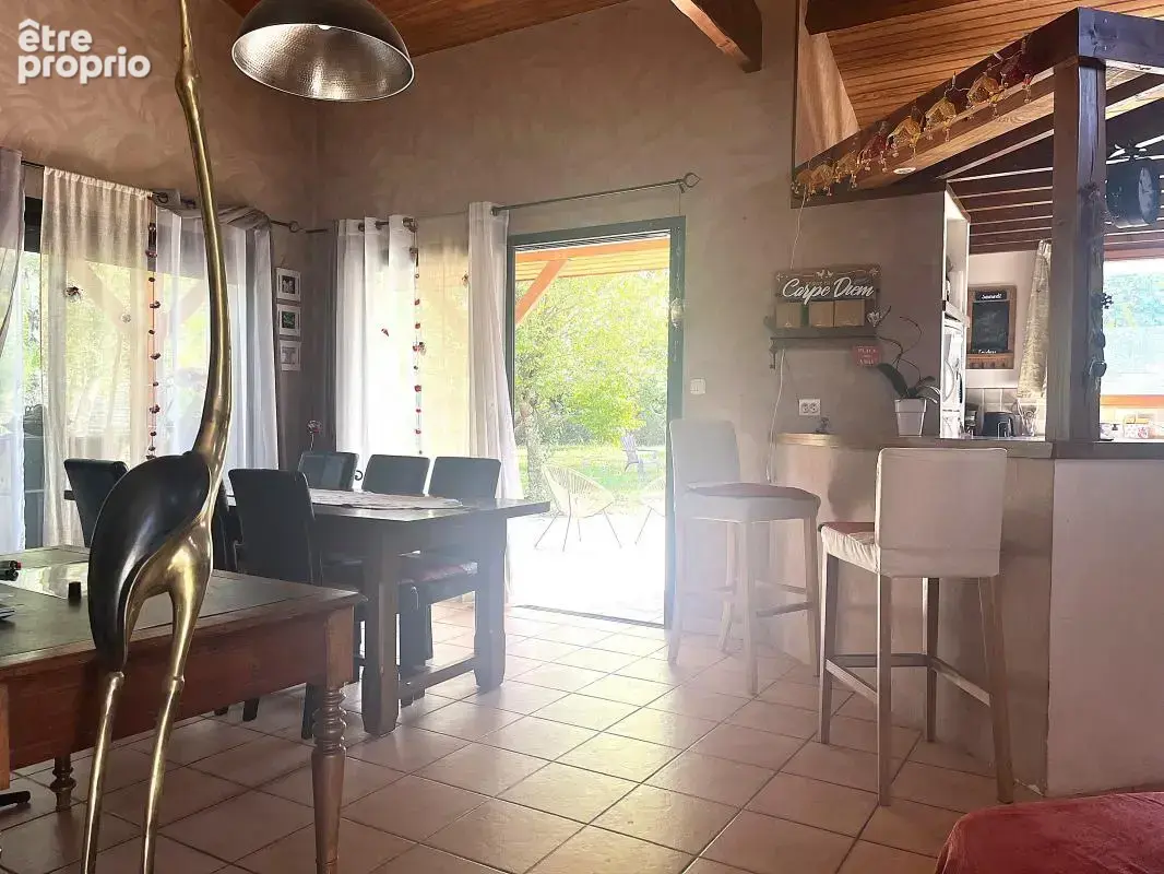 Maison 154 m² à Le Pian-Medoc  - photo 5