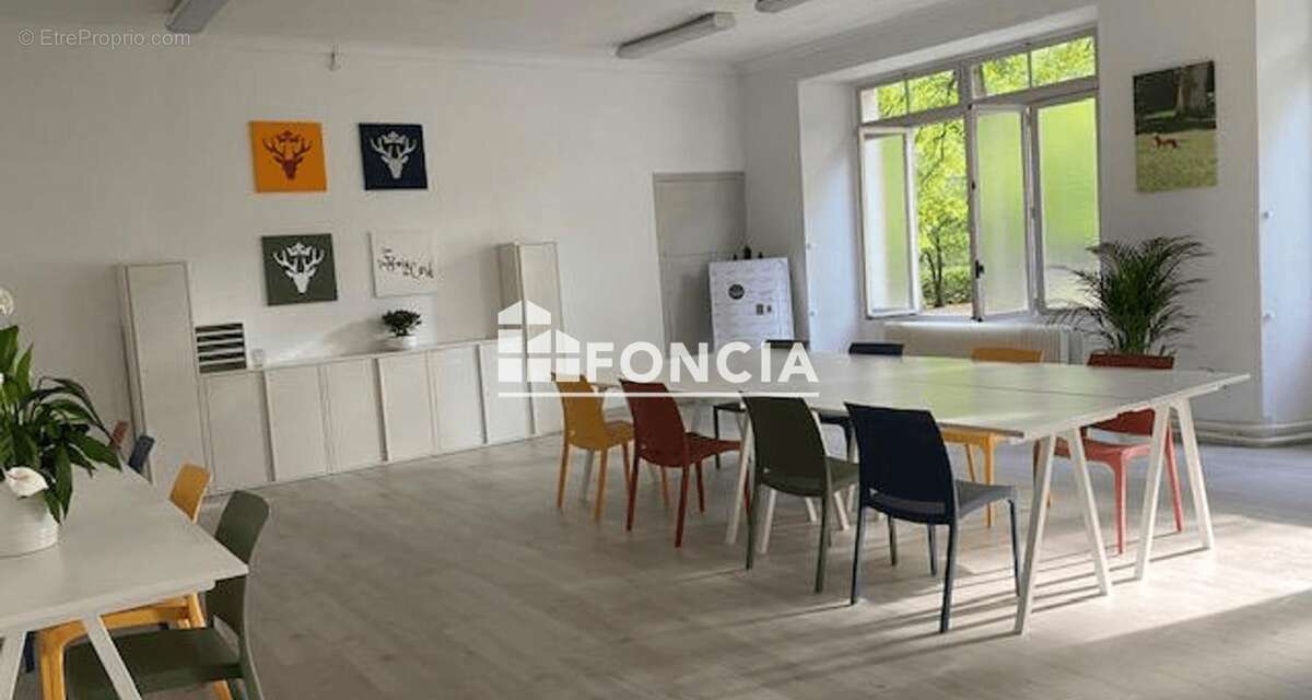 Appartement T4 102 m2, rénové dans un cadre privilégié à ETIOLLES avec PISCINE ET TERRAINS DE TENNIS - photo 26
