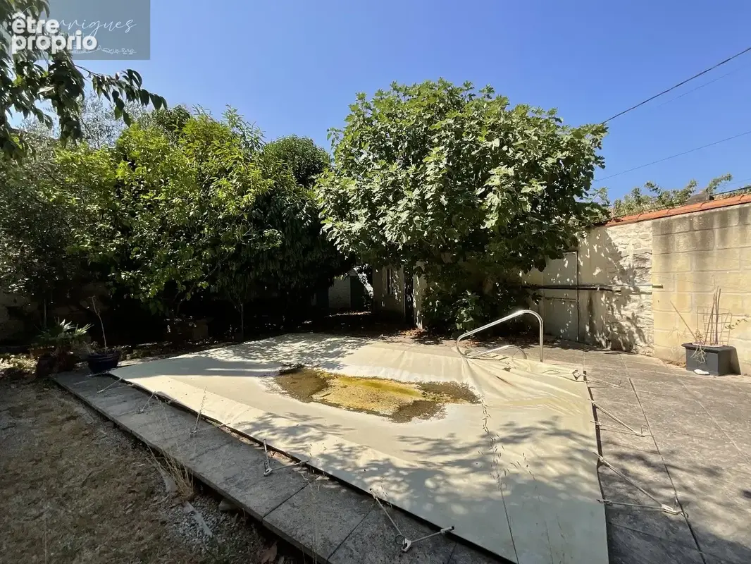 Le Cailar, maison de village à restaurer avec dépendances. - photo 16