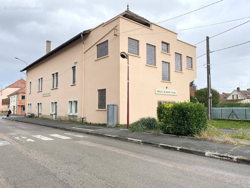 Maison à L&#039;ISLE-SUR-LE-DOUBS