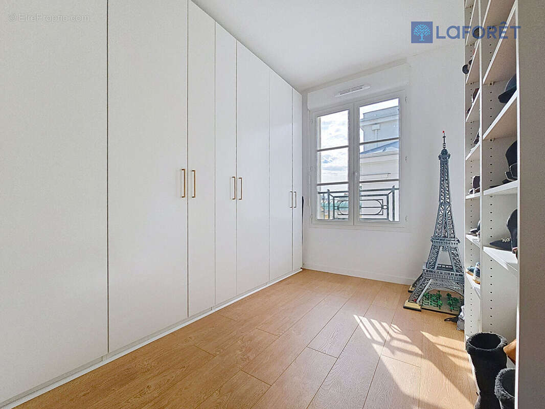 Appartement à SERRIS