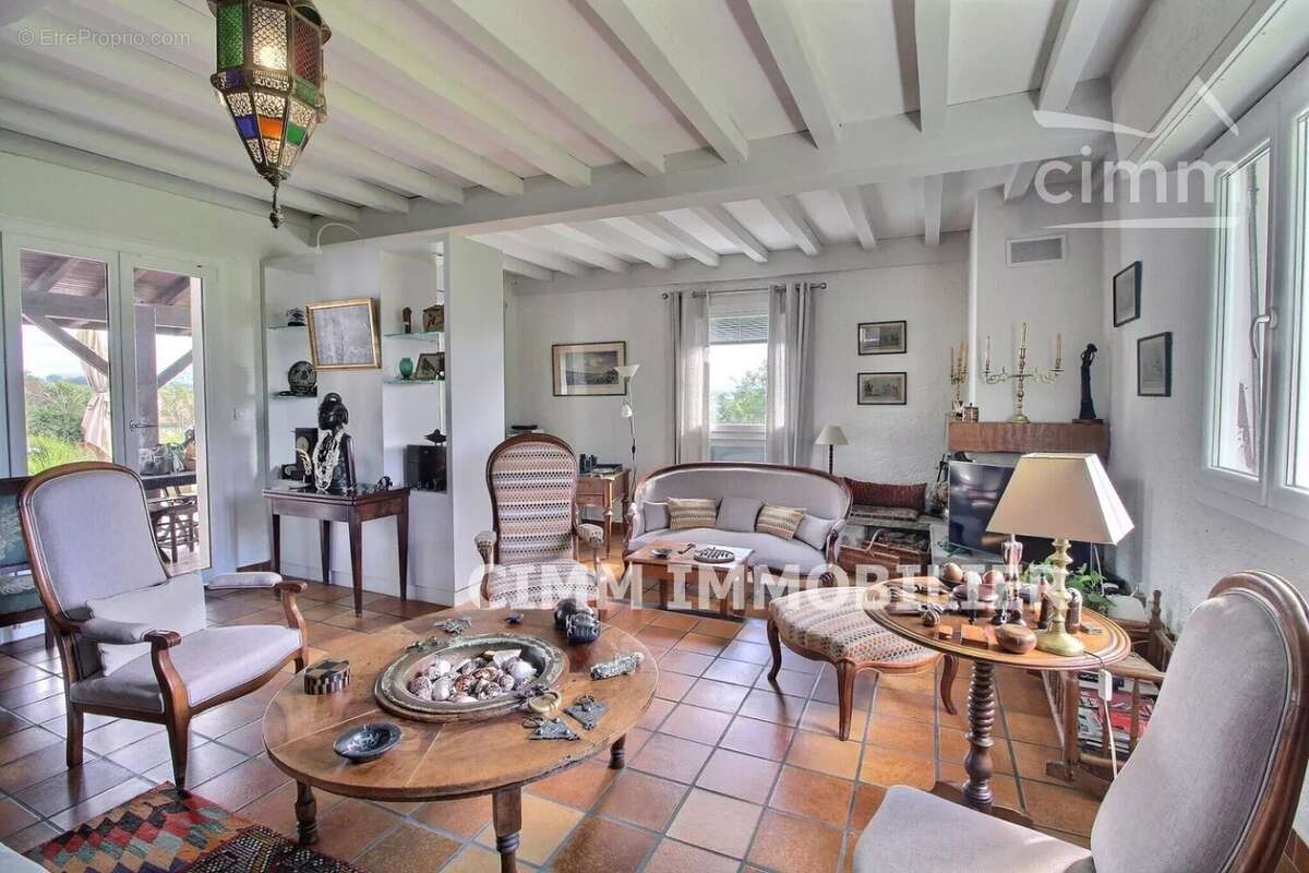 Maison à VILLEFRANQUE