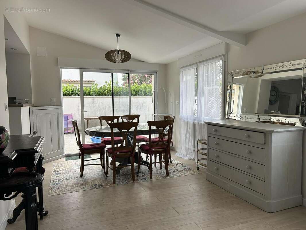 IMG1381 - Maison à NIORT