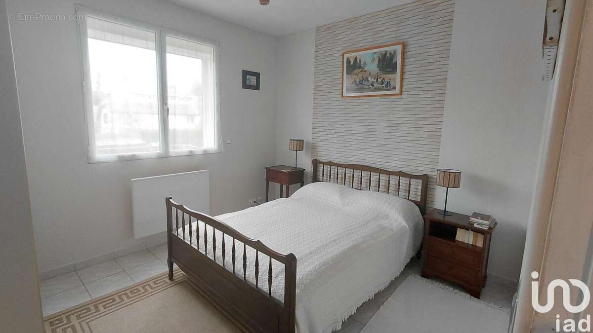 Photo 8 - Maison à LE VAL-SAINT-GERMAIN