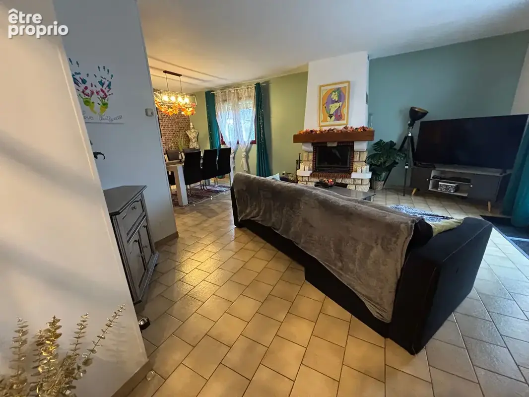 Maison  5 pièce(s) 120 m2 LA HAYE DU THEIL - photo 7
