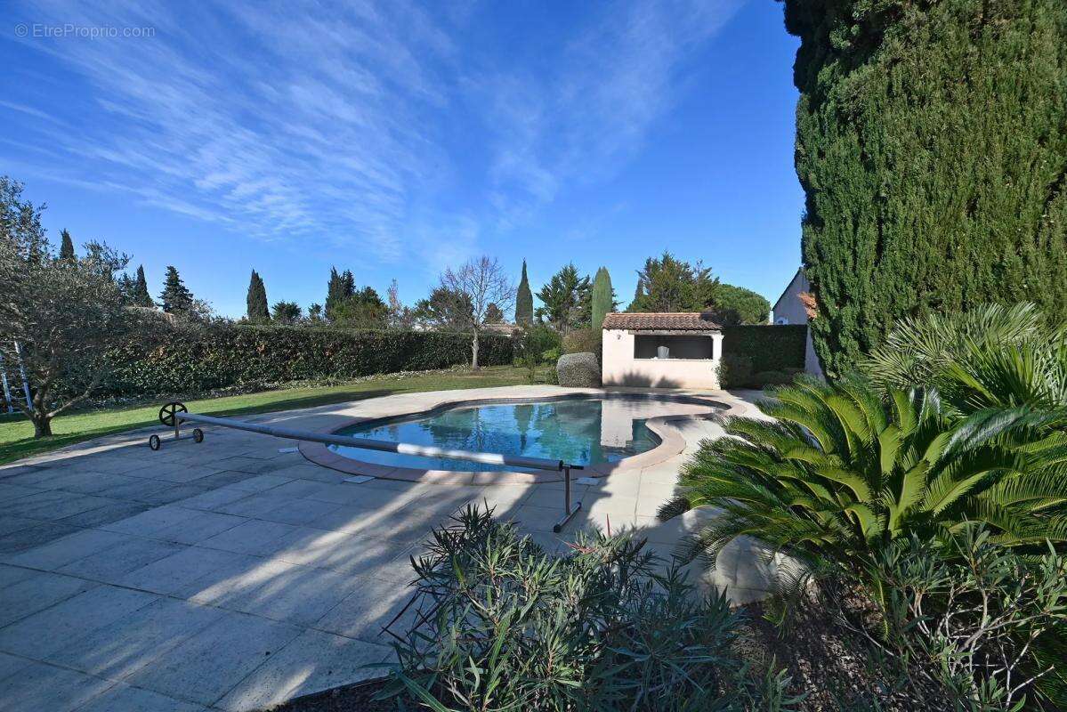 Maison à SAINT-GILLES